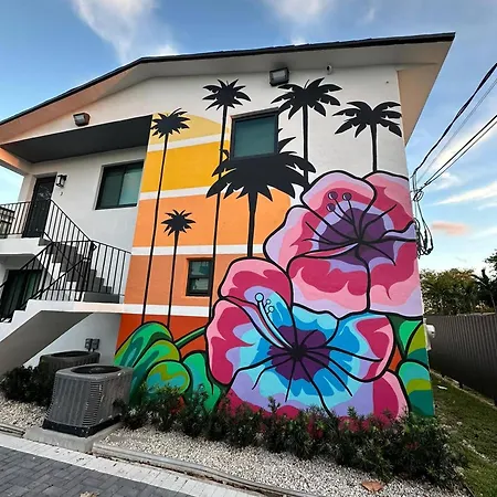 Urban Elegance: Trendy Modern Apartment In Wynwood Miami Exterior photo