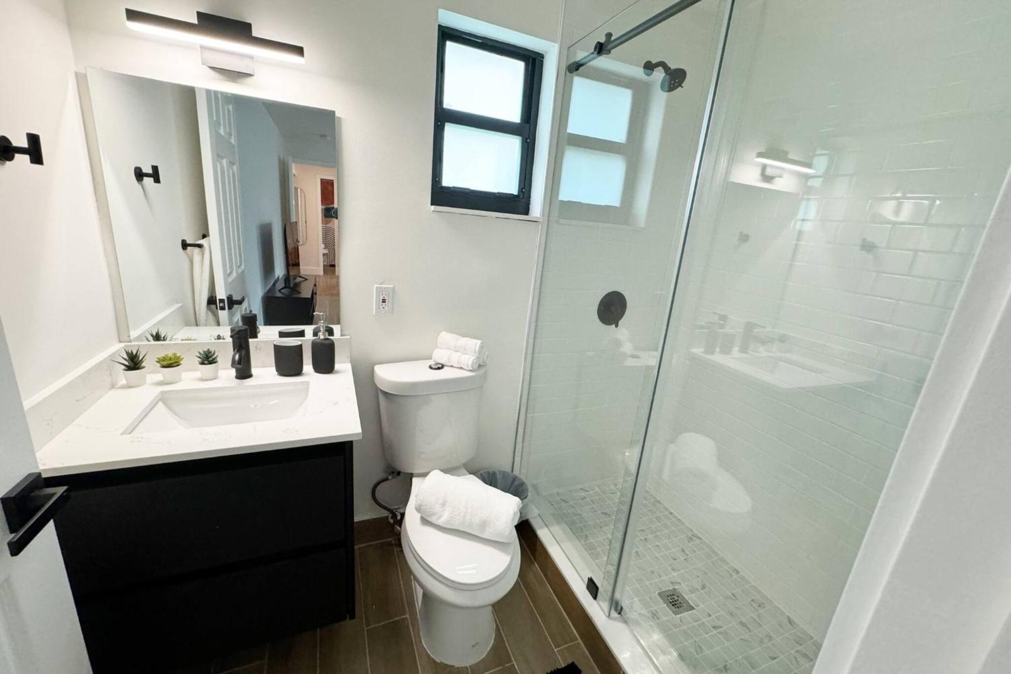 Urban Elegance: Trendy Modern In Wynwood Apartamento Miami