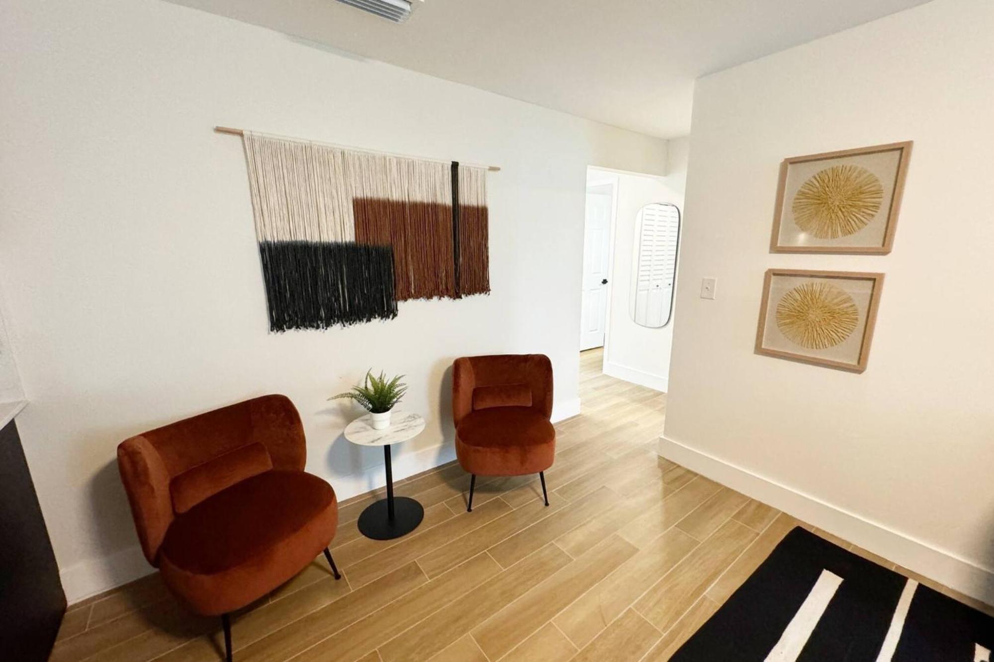Urban Elegance: Trendy Modern In Wynwood Miami